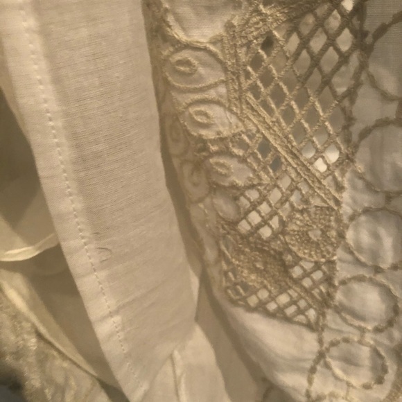 Embroidery linen off white for girl - Picture 7 of 11